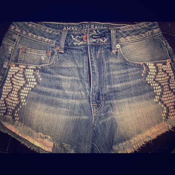 Hi-waisted American Eagle festival shorts - Picture 1 of 3